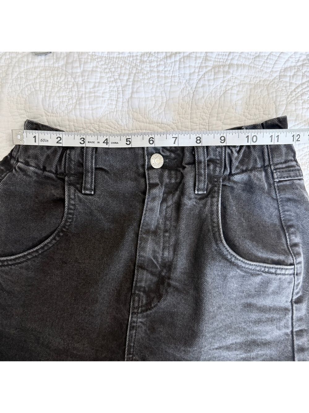 Topshop High Waisted Paperbag Black Denim Shorts Womens US 2 Cotton - Picture 8 of 10